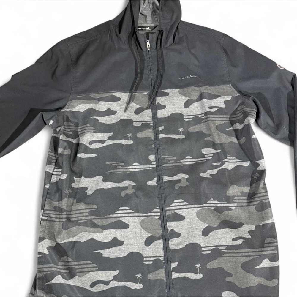 Travis Mathew Mosquito Mayhem Mens Golf Jacket Size Large
